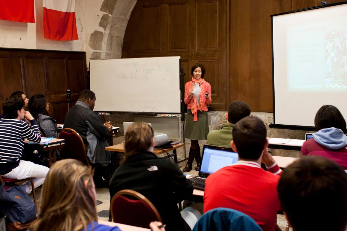 Professor Heather Curtis speaking in a classroom