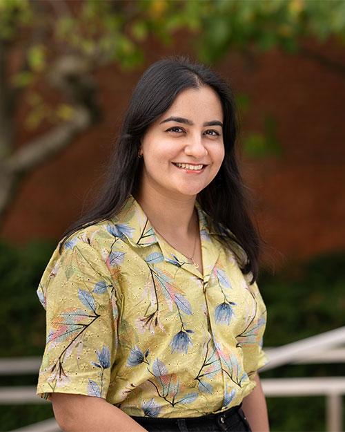 Fatima Khan