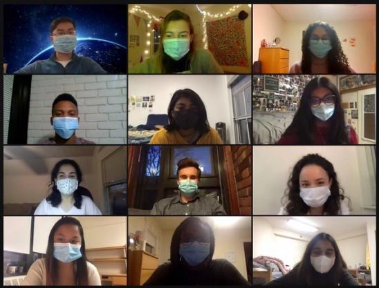 Students wearing masks meeting in a Zoom session